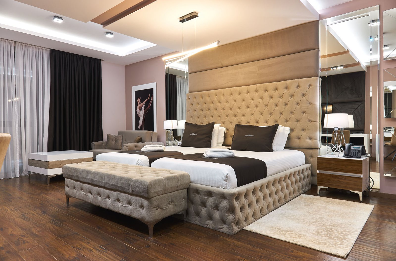 Presidential Suite Photo ​ for website